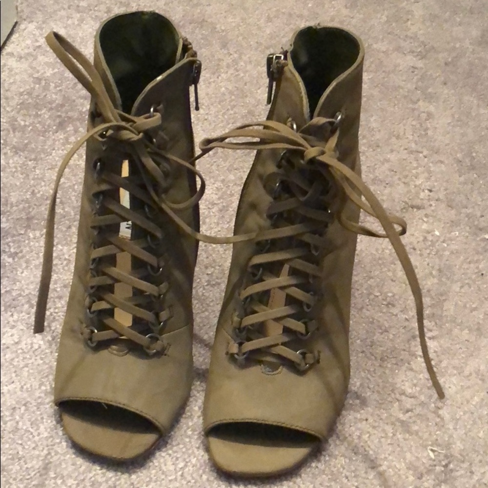 Steve Madden laceup booties
